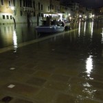 【イタリアPart1:ベネチア到着編】冬で雨季のベネチアは“水の都”というより“ビチャビチャな都”だった。